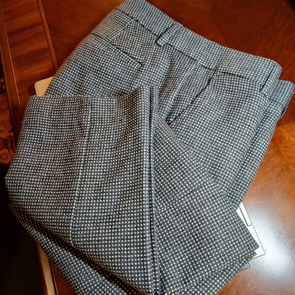 BANANA REPUBLIC Wool Blend Gray Dress Trousers 0R - EUC - Picture 4 of 9